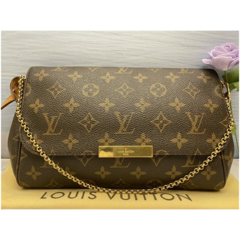⛔️SOLD⛔️ Favorite MM Monogram Crossbody (FL3152) - Picture 2 of 16